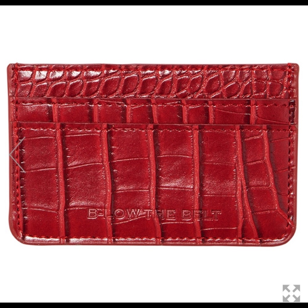 B-LOW THE BELT Croc Card Case